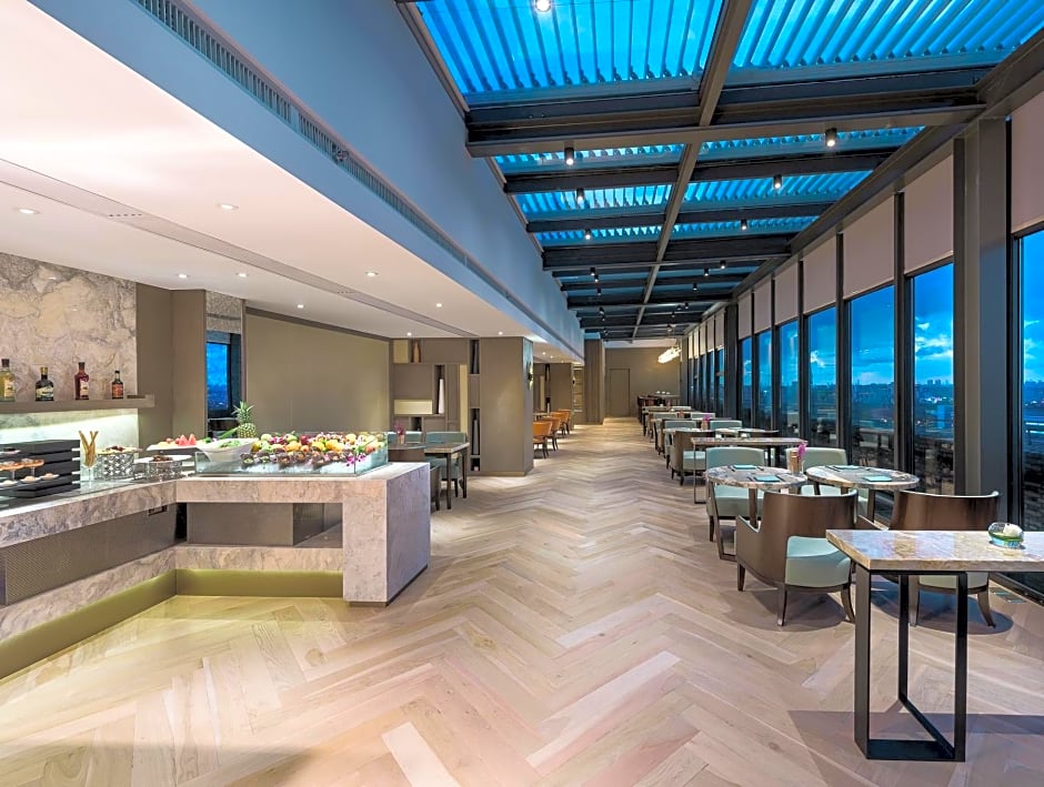 Novotel Shanghai Clover