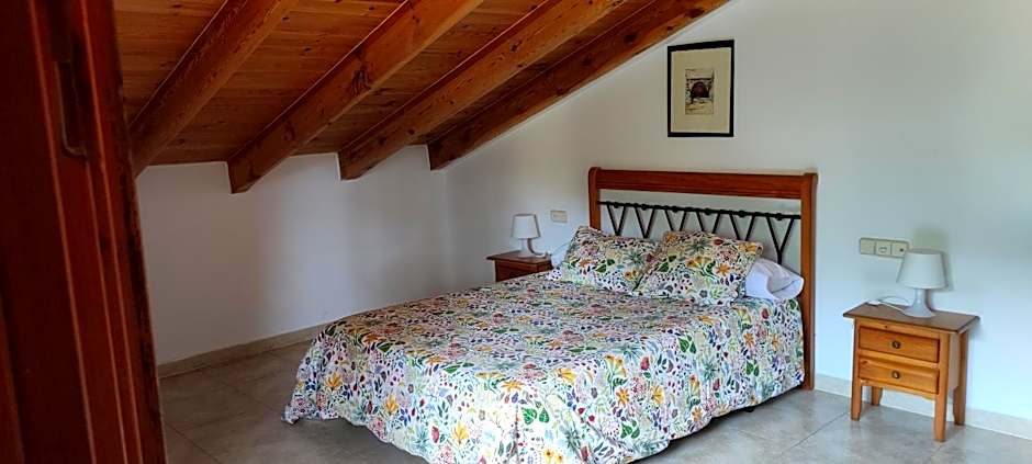 ALTOGREDOS Hotel Rural y apartamentos turísticos