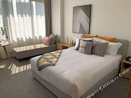 Lingju Chuangxiang Apartment