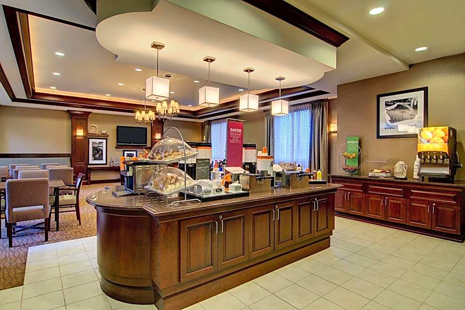 Hampton Inn By Hilton And Suites Washington-Dulles Intl Airport