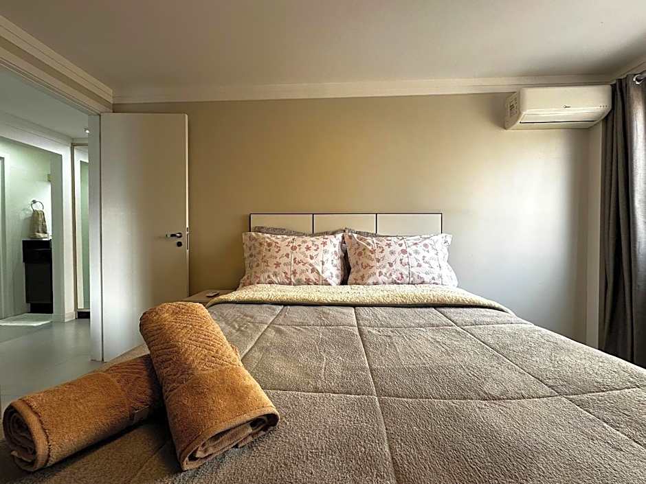 SC01 - 1 Quarto| Centro| Reformado e Completo