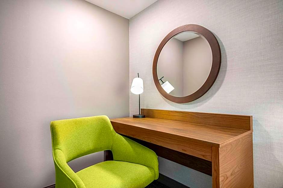 Hampton Inn By Hilton East Aurora