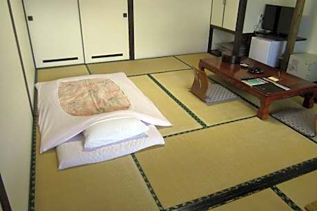 Japanese-Style Room