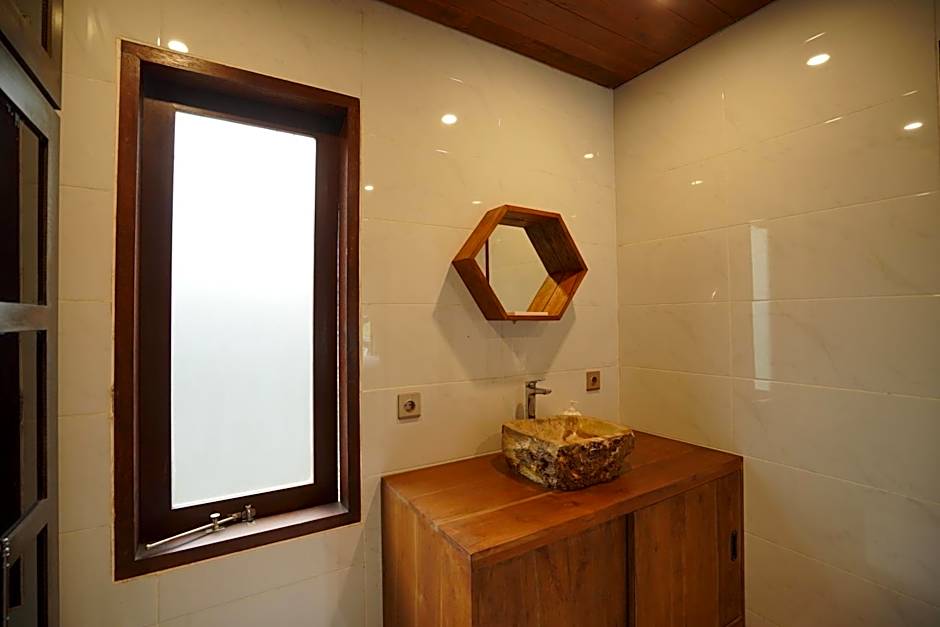 Shankara Munduk Bali