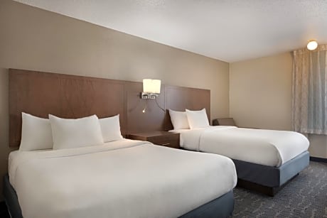 Queen Room with Two Queen Beds - Non-Smoking
