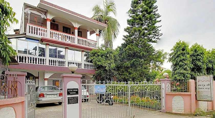 Pogl Brahmaputra Guest House by OYO Rooms – Guwahati, TX