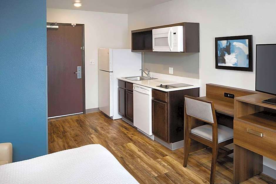 Woodspring Suites Houston IAH Airport