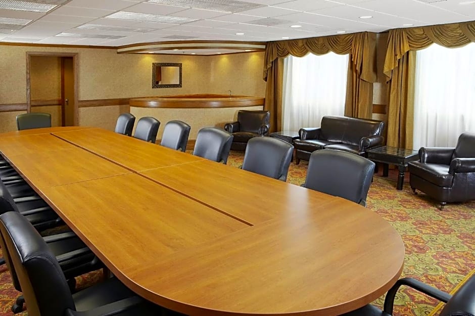 Best Western Plus Dubuque Hotel and Conference Center