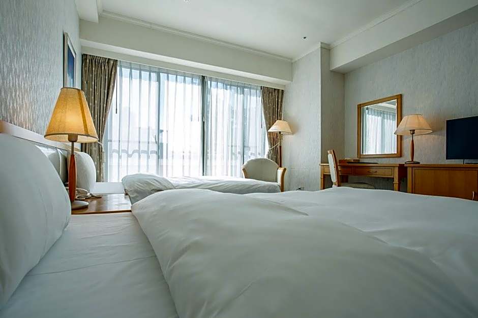 The Koos Hotel