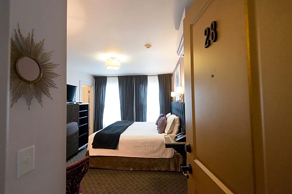 Camas Hotel & Suites Portland - Vancouver