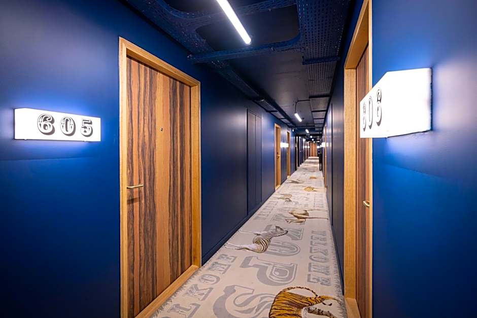 KOPSTER Hotel Residence Paris Ouest Colombes