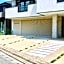 Inuyama Modern Room