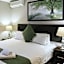 Le Grand Chateau Hotel