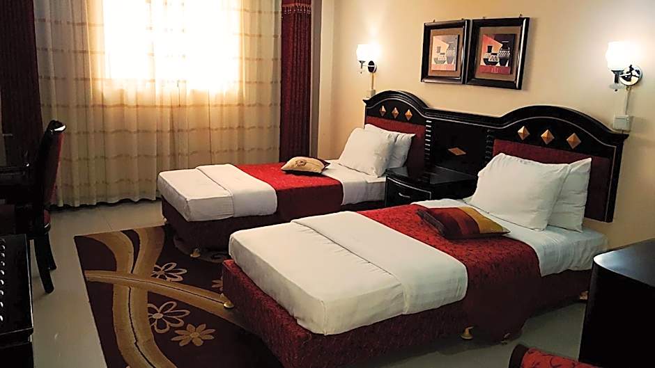 Urban Rose Hotel & Apartments