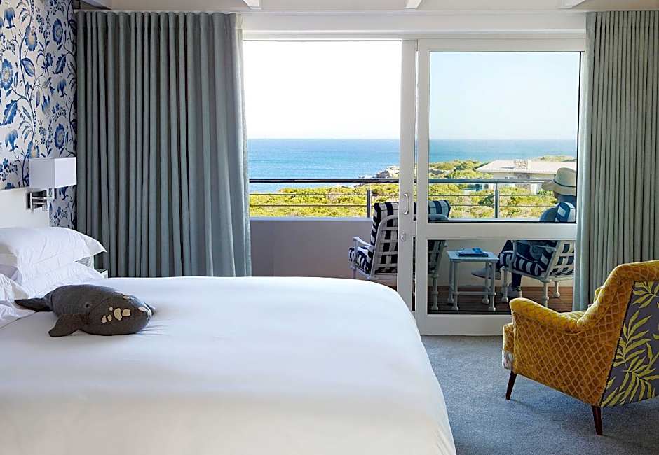 One Marine Drive Boutique Hotel & Spa by The Living Journey Collection