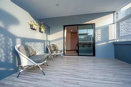 Superior Family Room