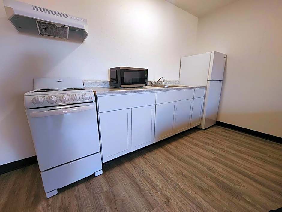 The Hastings Inn Salina