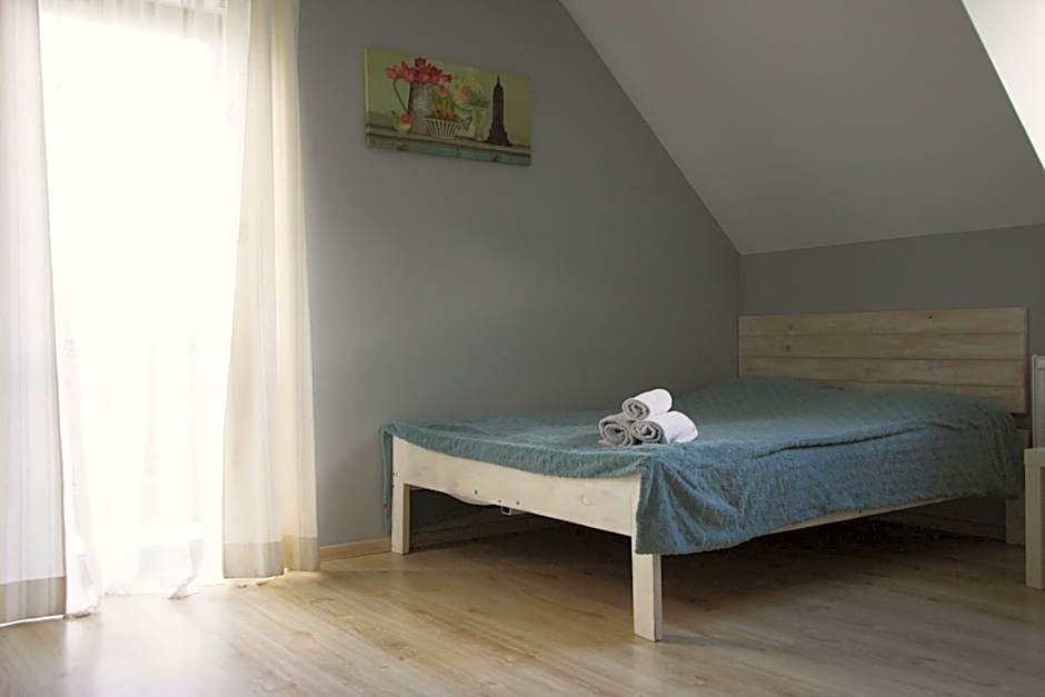 Pokoje Nadrzeczna 45