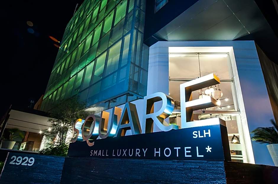 Square Small Luxury Hotel