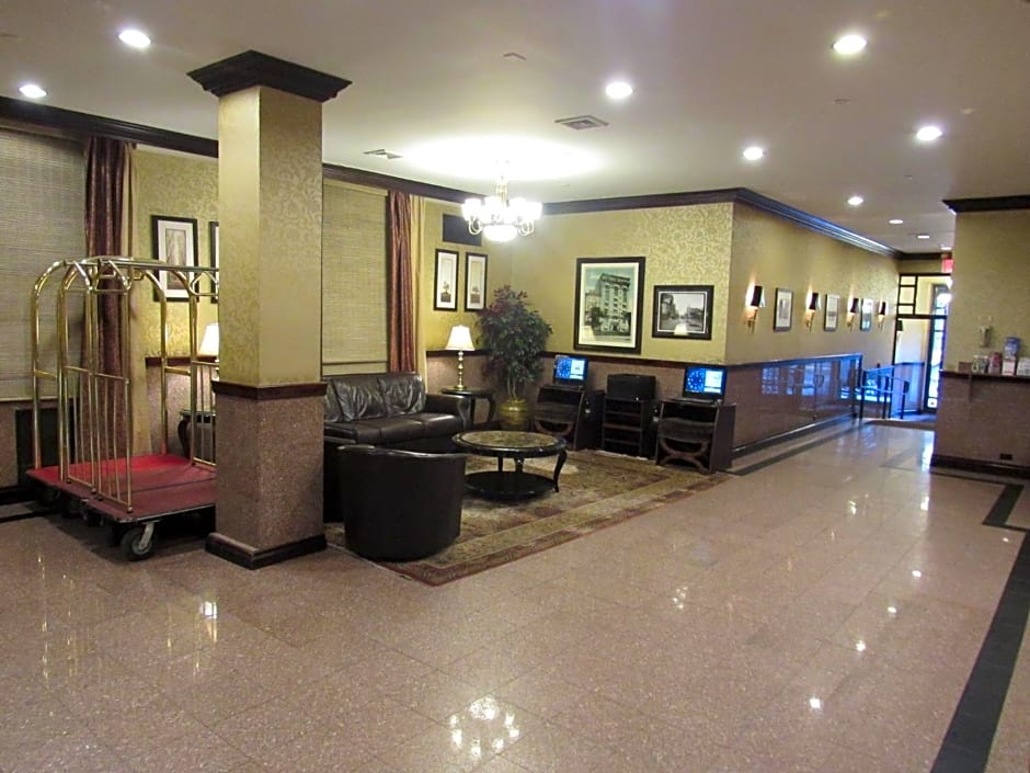 Hotel Newton (CLOSED) – New York, NY