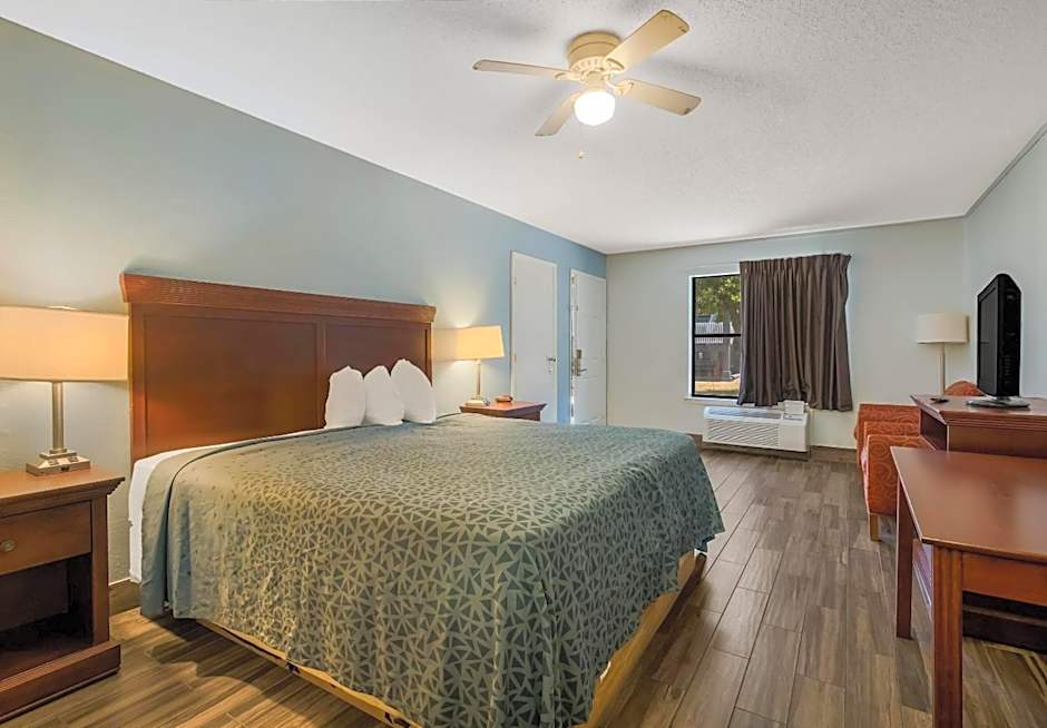 Econo Lodge Inn & Suites Fulton - Rockport