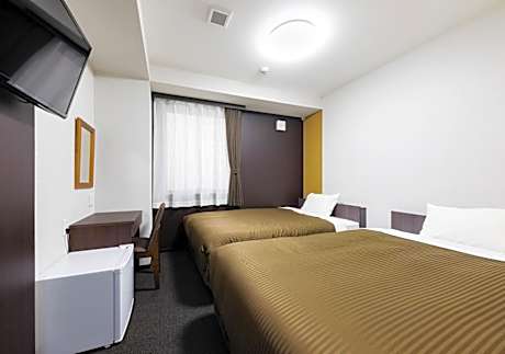 Twin Room - Non-Smoking