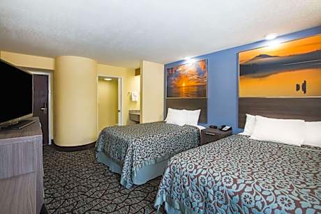 Double Room with Two Double Beds - Non-Smoking