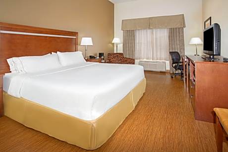 1 King Standard Comm Access Pet Friendly