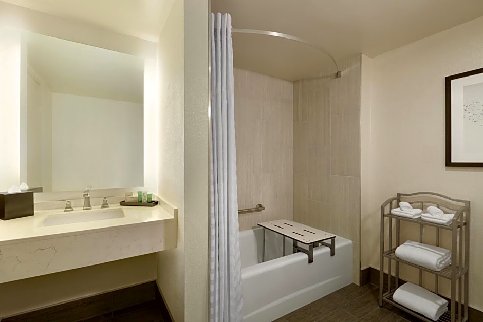 Hilton Greenville