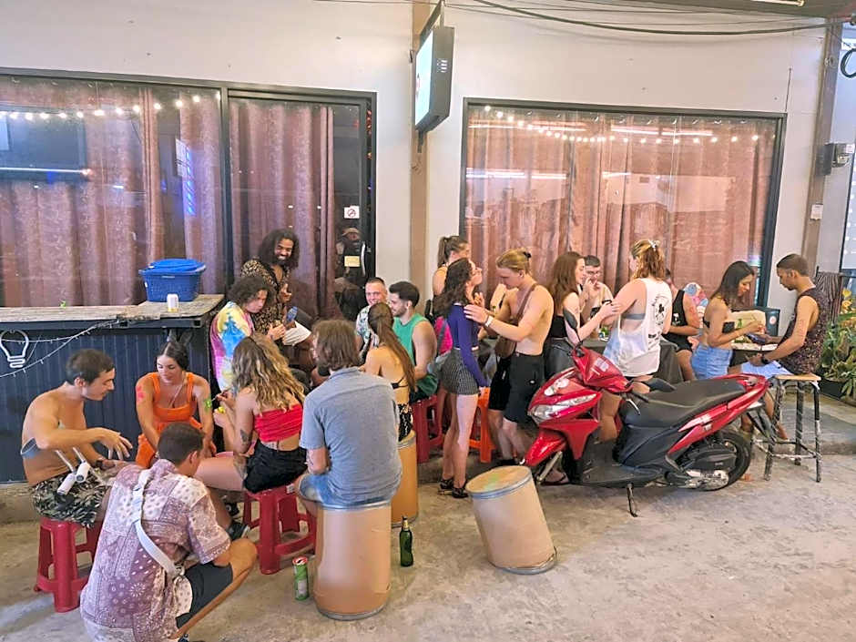 The Rendezvous Fullmoon Hostel