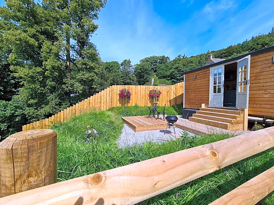 Peak District Shepherds Hut