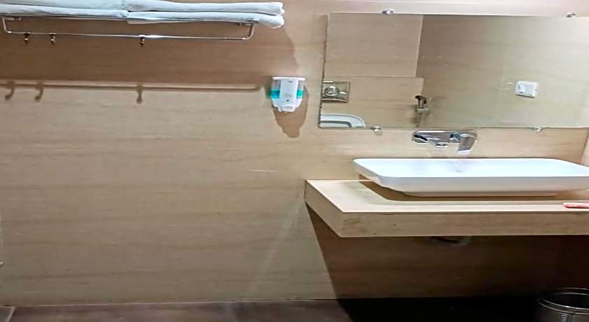 Lavanya Motel