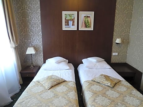 Double or Twin Room with Spa Access