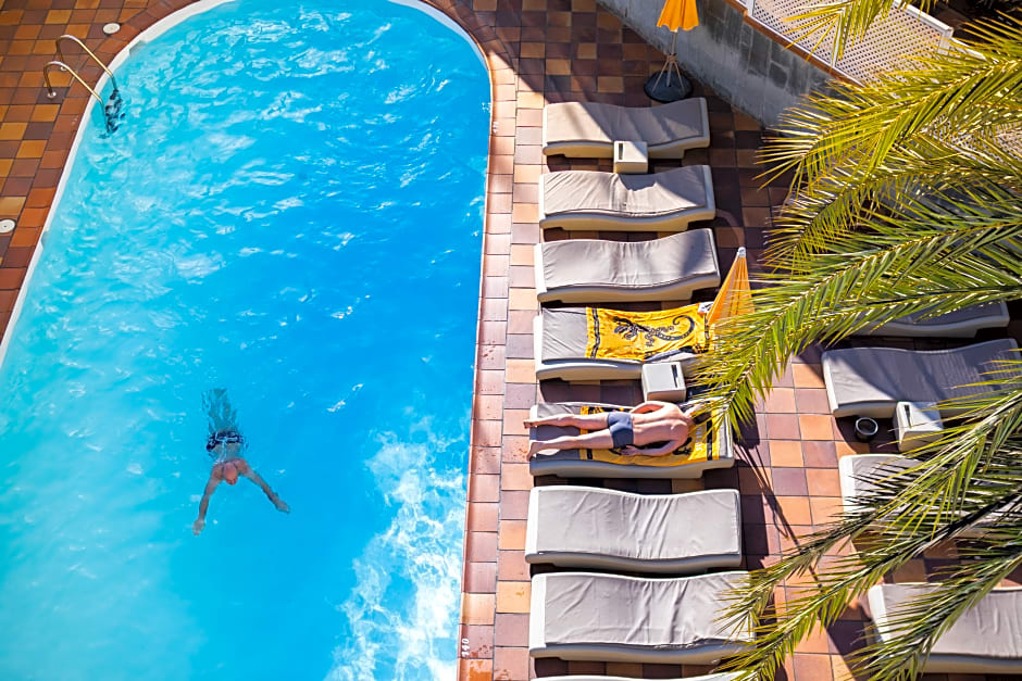 Apartamentos Jacarandas