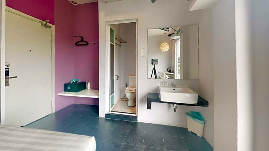 Hotel Zamburger Bliss