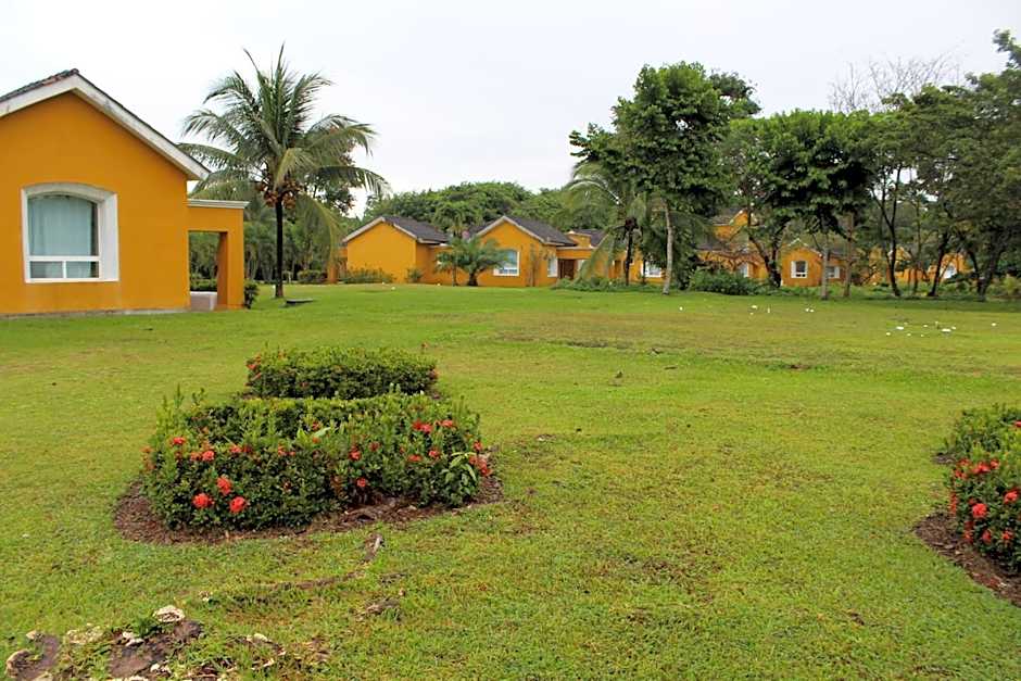 Amatique Bay Hotel