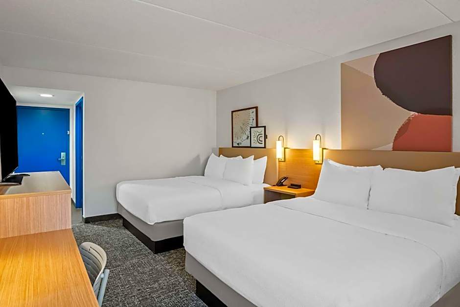 Spark by Hilton Stevensville