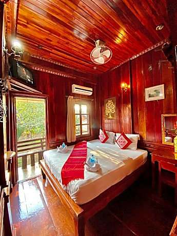 Triple Room with Balcony