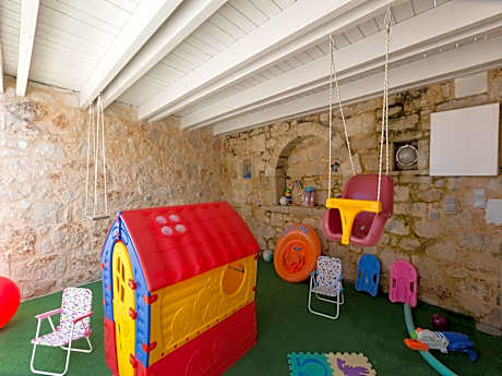 Villa in Crete with Private Pool  Beaches Nearby