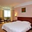 GreenTree Inn GuangDong DongGuan HouJie Business Hotel