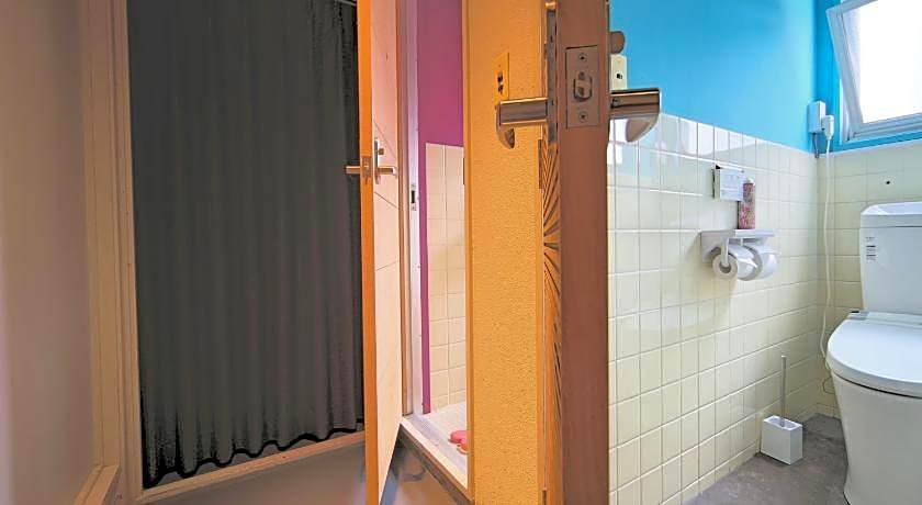 TRAVEL&BOOK HOTEL HULATONCABIN TAKAMATSU