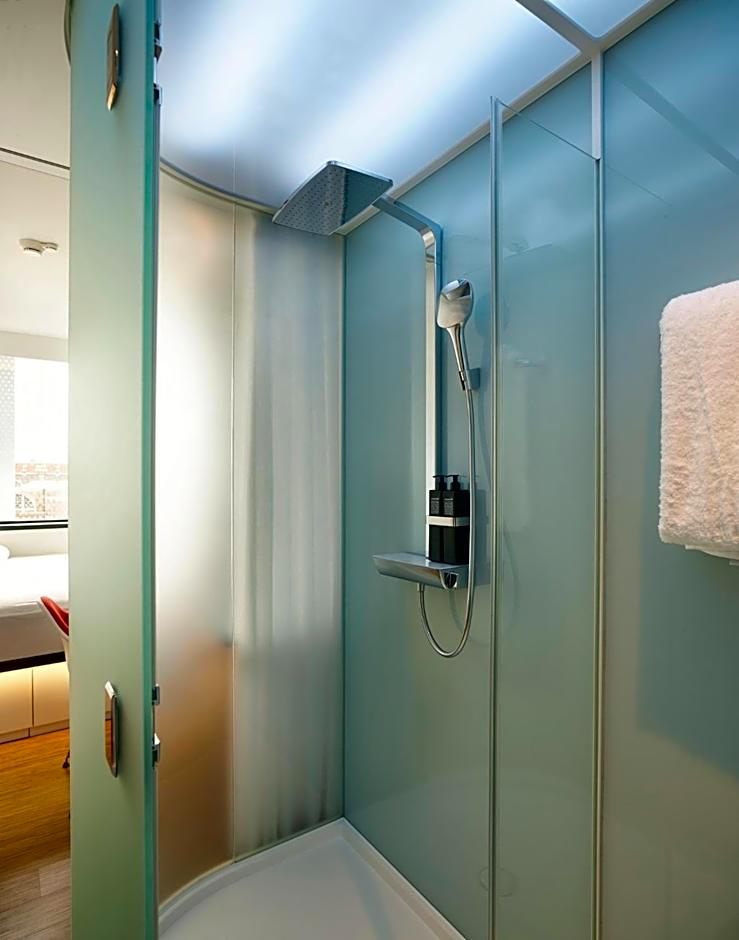 citizenM Paris Charles de Gaulle Airport