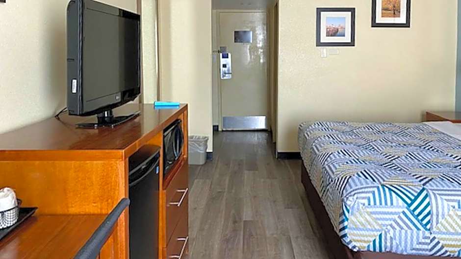 Studio 6 Suites Catonsville, MD - Baltimore West