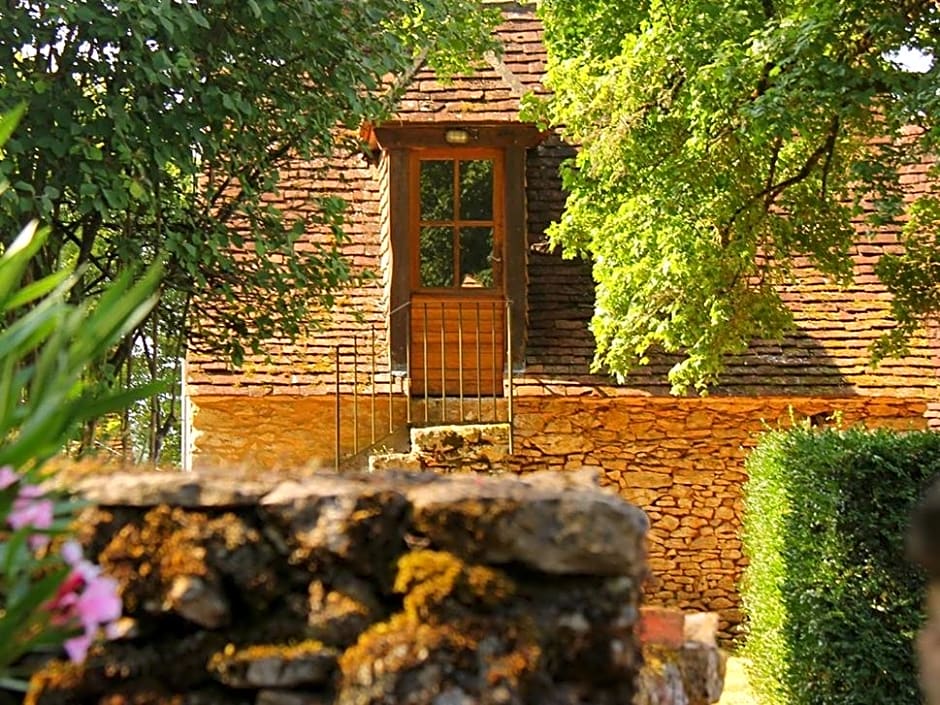 Chambre d'Hôtes La Rossillonie