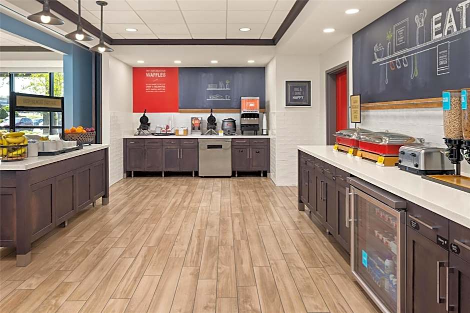 Hampton Inn By Hilton Minneapolis/Roseville, MN