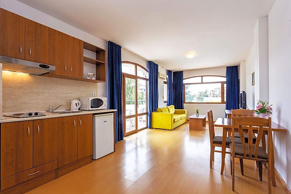 Complex Sunrise by HMG - All Inclusive