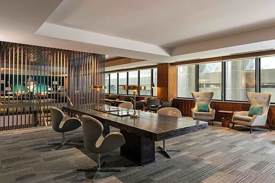 Le Meridien Houston Downtown