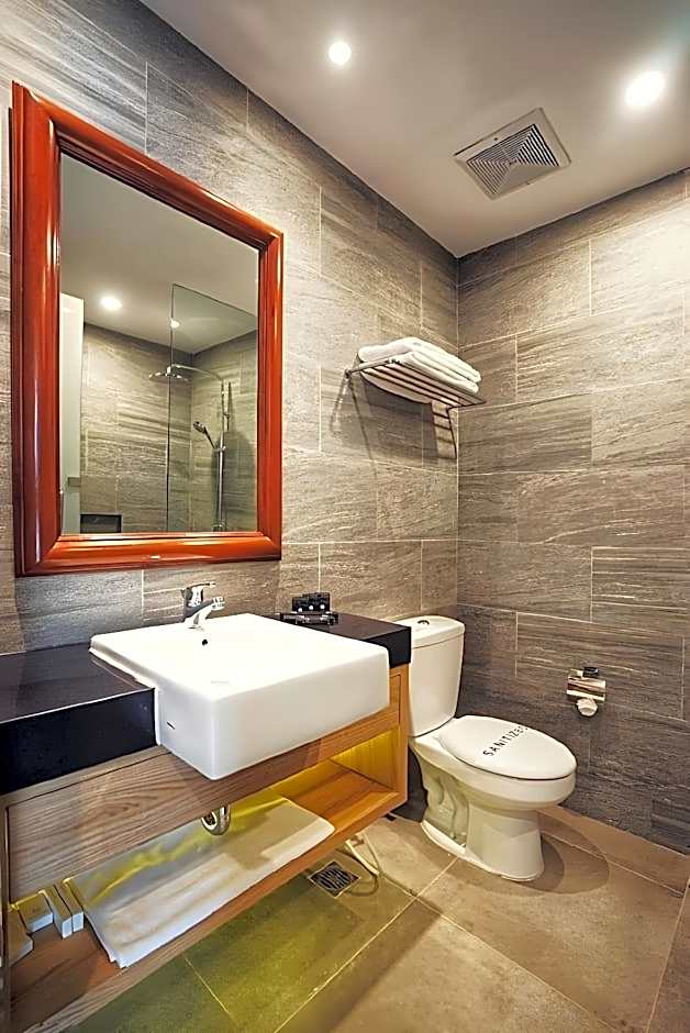 The Cakra Hotel