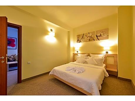 APARTAMENT 4* VILA 30