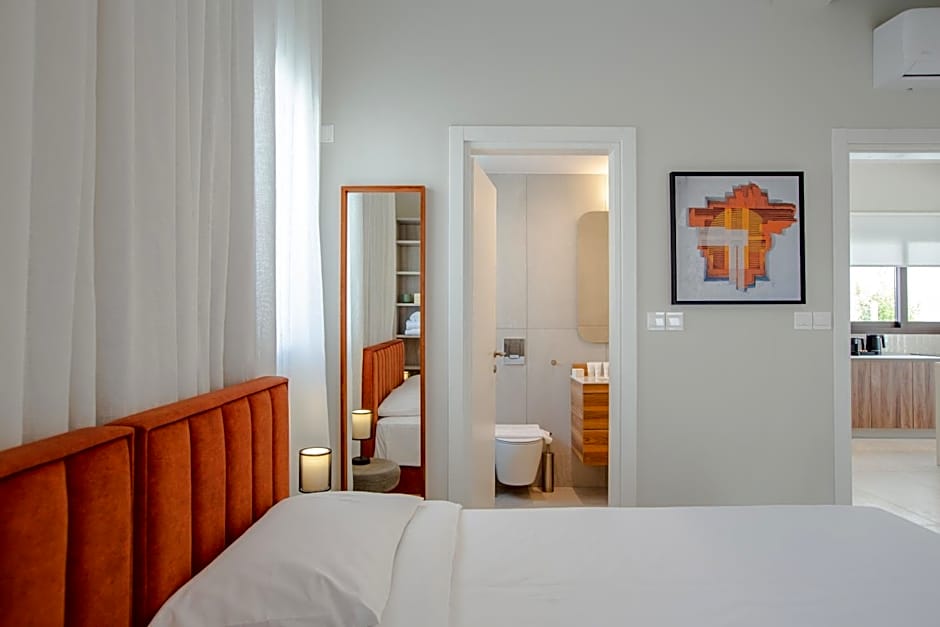 Larnaca LIV & CO Suites